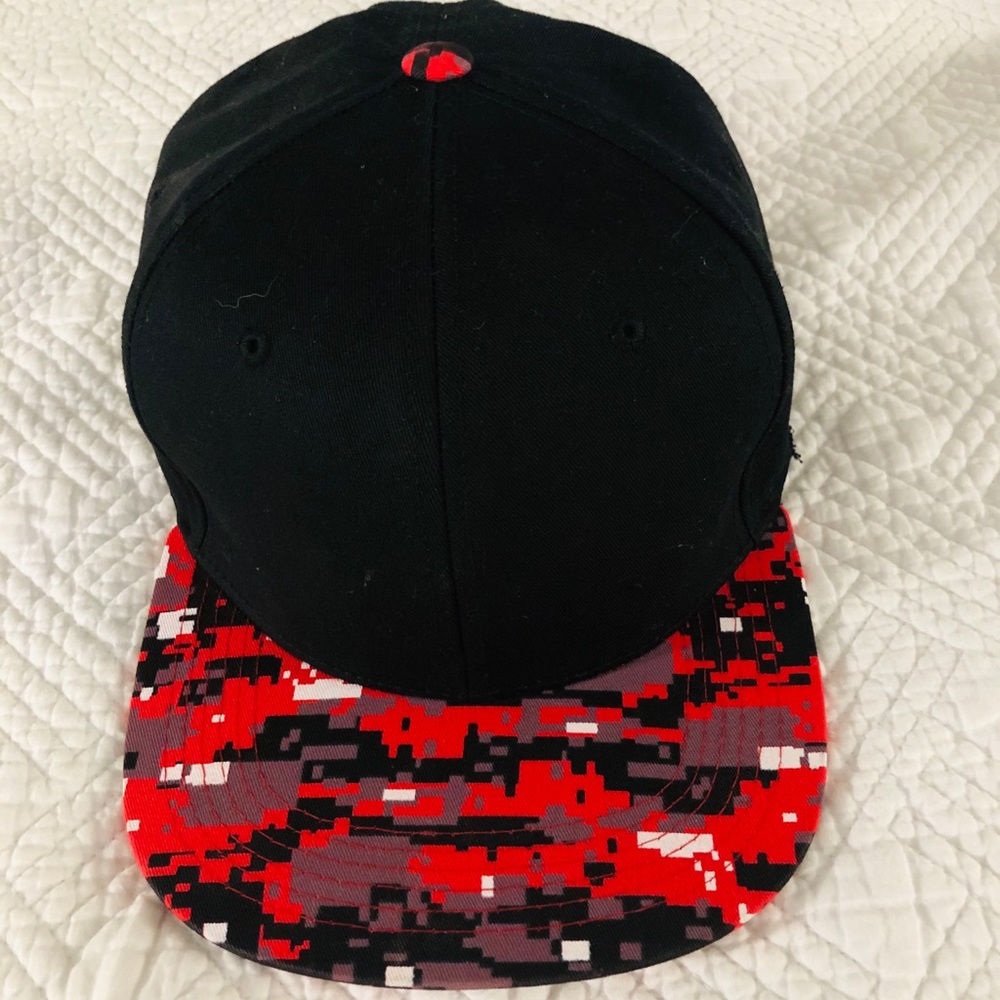 Never worn , adjustable cap.